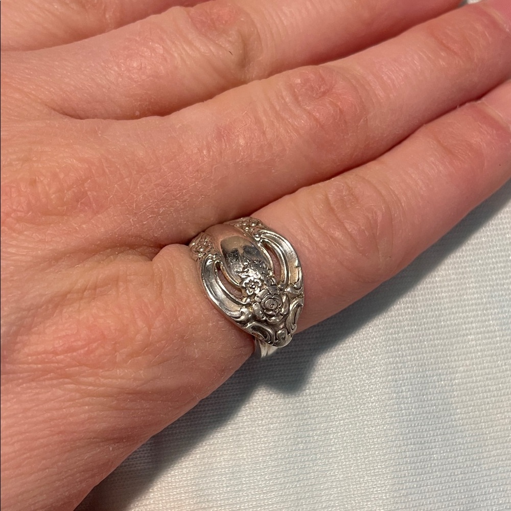 Vintage 925 Silver Women's Ring
